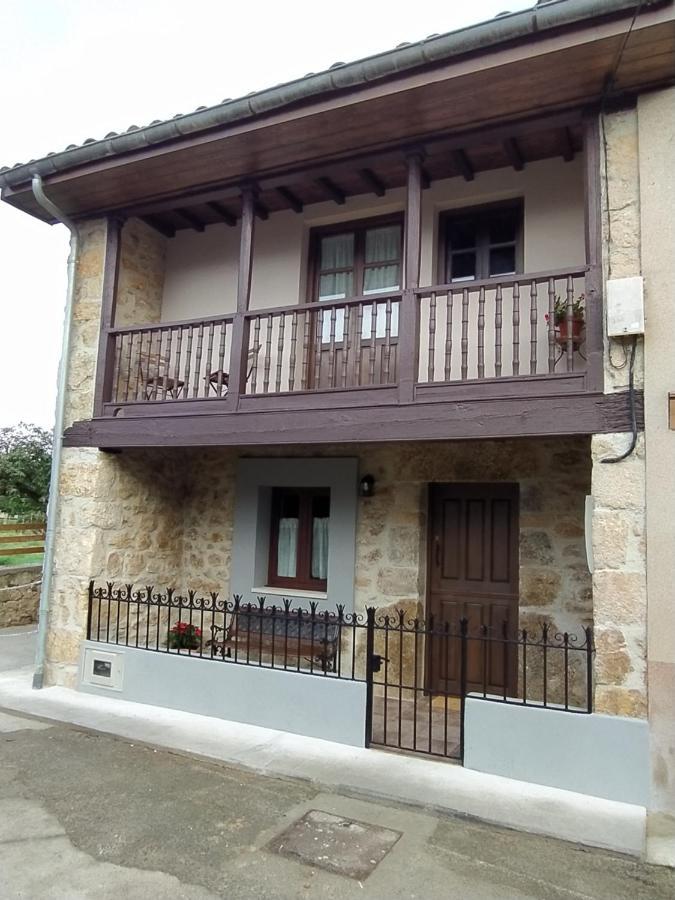 El Rosal Villa Beloncio Luaran gambar